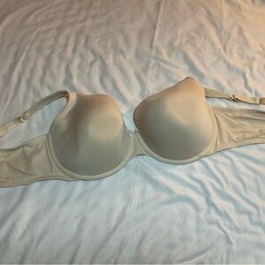 Cacique Elegant Beige Bra